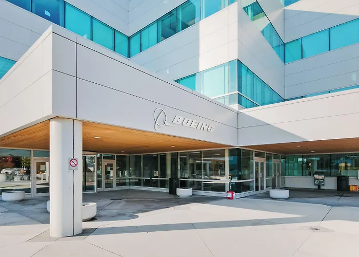 Holiday Inn Express Hotel & Suites Everett By Ihg